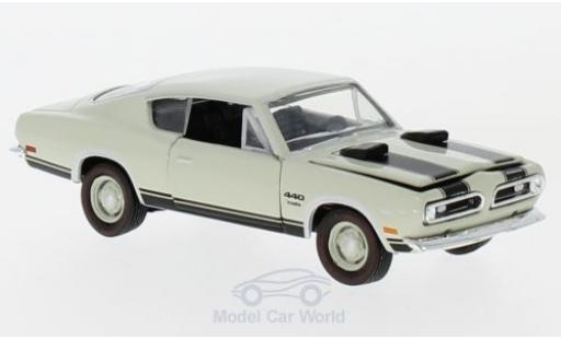 Plymouth Barracuda 1969 1/64 M2 Machines 440 beige 1969 coche miniatura