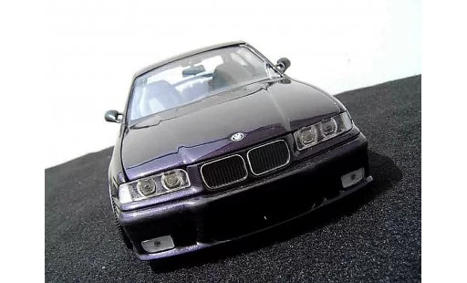 Bmw M3 coupe 1/18 Ut Models E36 peinture techno violet coche miniatura