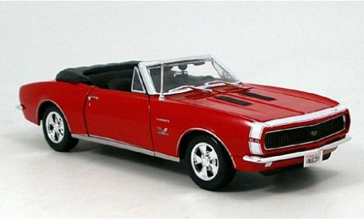 Chevrolet Camaro 1/18 Maisto SS 396 Cabriolet rojo 1967 sans Vitrine coche miniatura