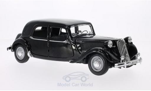 Coche miniatura Citroen Traction 1/18 Maisto 15 CV negro 1952 Citroen Traction 1/18 Maisto 15 CV negro 1952 coche miniatura