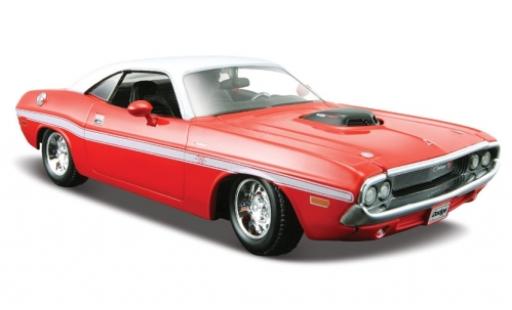 Coche miniatura Dodge Challenger 1/24 Maisto R/T rojo/blanco 1970 Dodge Challenger 1/24 Maisto R/T rojo/blanco 1970 coche miniatura