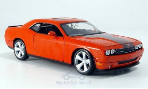 Dodge Challenger 1/24 Maisto SRT8 naranja 2008 coche miniatura