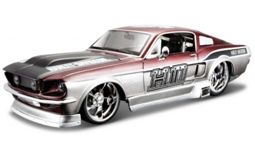 Ford Mustang 1/24 Maisto GT gris/metalico rojo Harley-Davidson 1967 coche miniatura