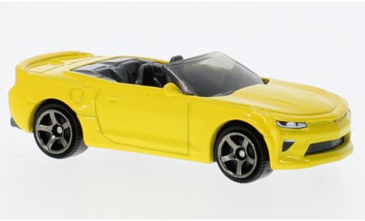 Coche miniatura Chevrolet Camaro 1/64 Matchbox Cabriolet amarillo 2016 Chevrolet Camaro 1/64 Matchbox Cabriolet amarillo 2016 coche miniatura