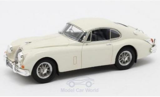 Coche miniatura Jaguar XK 1/43 Matrix 150 S 3.8 Fastback by Hartin blanco RHD 1960 #T825146/DN Jaguar XK 1/43 Matrix 150 S 3.8 Fastback by Hartin blanco RHD 1960 #T825146/DN coche miniatura