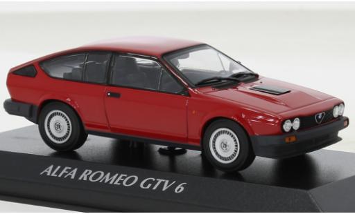 Coche miniatura Alfa Romeo GT 1/43 Maxichamps V6 metallise rouge 1983 Alfa Romeo GT 1/43 Maxichamps V6 metallise rouge 1983 coche miniatura