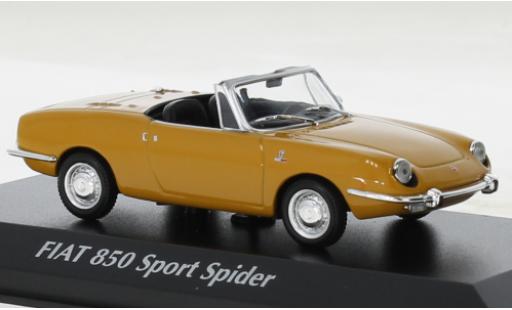 Coche miniatura Fiat 850 1/43 Maxichamps Sport Spider metallise amarillo 1968 Fiat 850 1/43 Maxichamps Sport Spider metallise amarillo 1968 coche miniatura