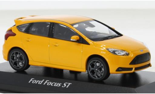 Coche miniatura Ford Focus 1/43 Maxichamps MK III ST metallise naranja 2011 Ford Focus 1/43 Maxichamps MK III ST metallise naranja 2011 coche miniatura