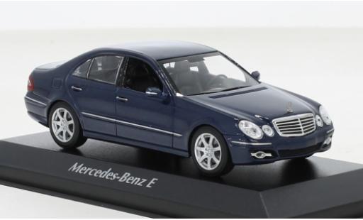 Mercedes Classe E 1/43 Maxichamps (W211) metallise azul 2006 coche miniatura