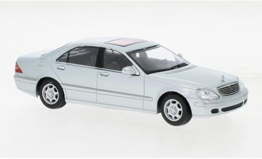 Coche miniatura Mercedes Classe S 1/43 Maxichamps (W220) gris 1998 Mercedes Classe S 1/43 Maxichamps (W220) gris 1998 coche miniatura
