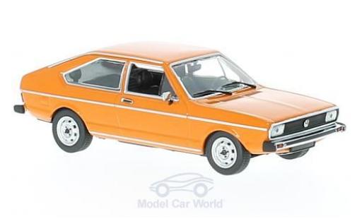 Coche miniatura Volkswagen Passat 1/43 Maxichamps naranja 1975 Volkswagen Passat 1/43 Maxichamps naranja 1975 coche miniatura