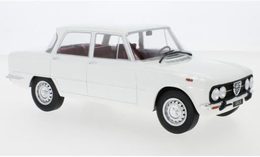 Coche miniatura Alfa Romeo Giulia 1/18 MCG Nuova Super blanco 1974 Alfa Romeo Giulia 1/18 MCG Nuova Super blanco 1974 coche miniatura