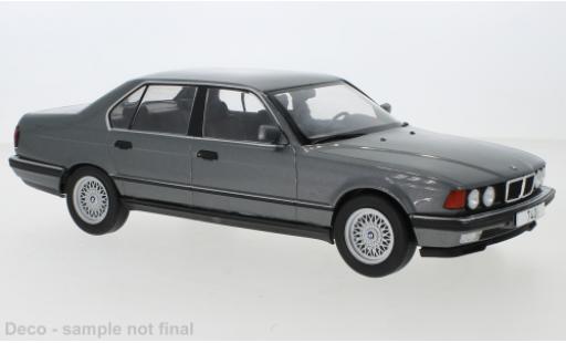 Coche miniatura Bmw 740 1/18 MCG i (E32) metalico gris 1992 7er / 7 Series Bmw 740 1/18 MCG i (E32) metalico gris 1992 7er / 7 Series coche miniatura