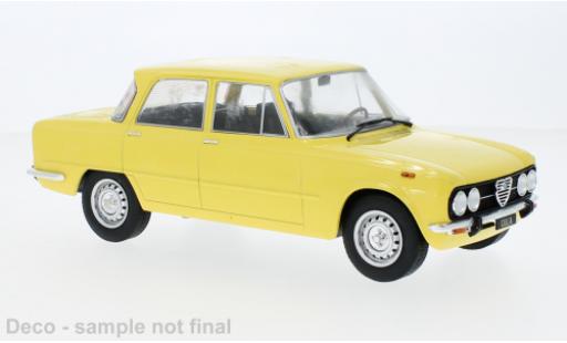 Alfa Romeo Giulia 1/18 MCG Nuova Super amarillo clair 1974 coche miniatura