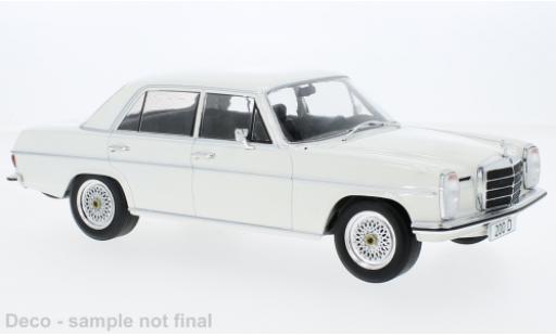 Coche miniatura Mercedes 200 1/18 MCG D (W115) blanche 1968 Mercedes 200 1/18 MCG D (W115) blanche 1968 coche miniatura