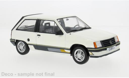 Coche miniatura Opel Corsa 1/18 MCG A Sprint weiss 1983 1:18 Opel Corsa 1/18 MCG A Sprint weiss 1983 1:18 coche miniatura