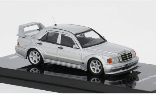 Coche miniatura Mercedes 190 E 2.0 silber 1/64 INNO64