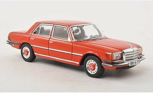 Mercedes 450 Base 1/43 IXO (W116) rojo-naranja 1975 coche miniatura