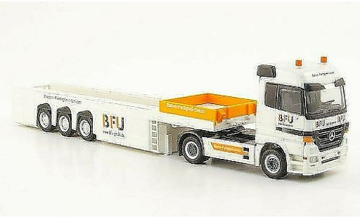 Mercedes Actros Base 1/87 Herpa LH 08 BFU - Beton-Fertigteil-Union coche miniatura