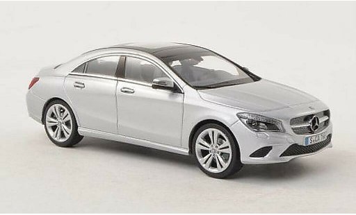 Mercedes CLA Base 1/43 Schuco (C117) gris coche miniatura