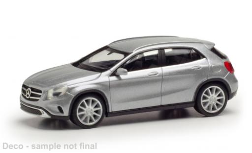 Coche miniatura Mercedes Classe GLA GLA silber 1/87 Herpa
