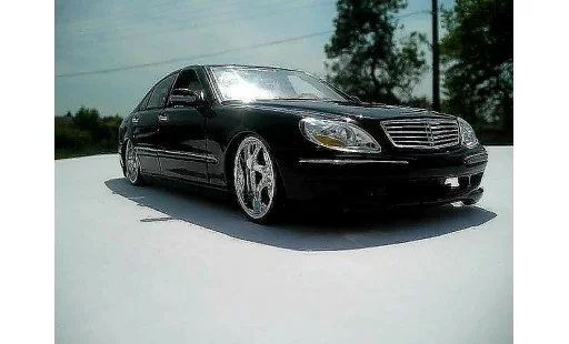 Mercedes Classe S 500 1/18 Maisto dub negro jantes chromees 18 pouces coche miniatura