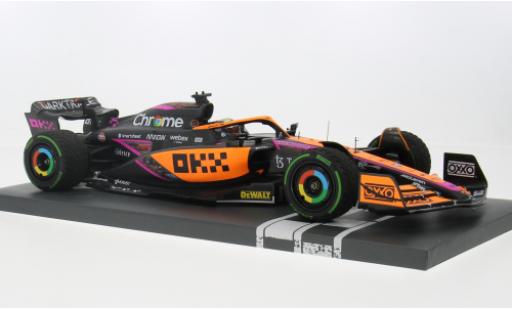 Coche miniatura McLaren F1 1/18 Minichamps MCL36 No.3 Team Formel 1 GP Singapur 2022 1:18 McLaren F1 1/18 Minichamps MCL36 No.3 Team Formel 1 GP Singapur 2022 1:18 coche miniatura