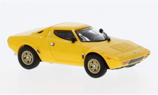 Coche miniatura Lancia Stratos 1/87 Minichamps amarillo 1974 Lancia Stratos 1/87 Minichamps amarillo 1974 coche miniatura