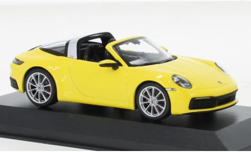 Coche miniatura Porsche 992 Targa 1/43 Minichamps 911  4S amarillo 2020 Porsche 992 Targa 1/43 Minichamps 911  4S amarillo 2020 coche miniatura