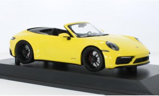 Coche miniatura Porsche 992 GTS 1/18 Minichamps 911  Carrera 4 Cabriolet gelb 2020 1:18 Porsche 992 GTS 1/18 Minichamps 911  Carrera 4 Cabriolet gelb 2020 1:18 coche miniatura
