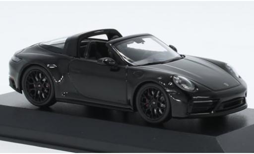 Porsche 992 Targa 1/43 Minichamps 911  4 GTS schwarz 2021 1:43 coche miniatura