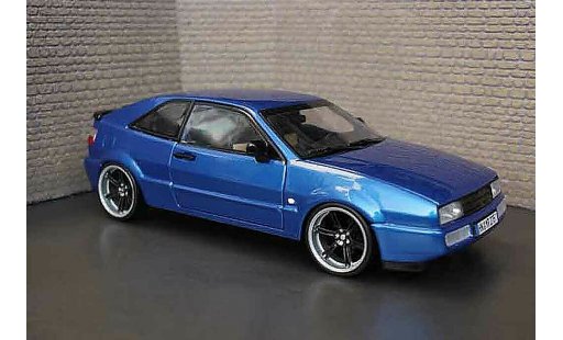 Volkswagen Corrado VR6 1/18 Revell azul metallized coche miniatura