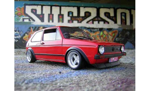 Volkswagen Golf GTI 1/18 Solido rouge jantes 13 pouces coche miniatura