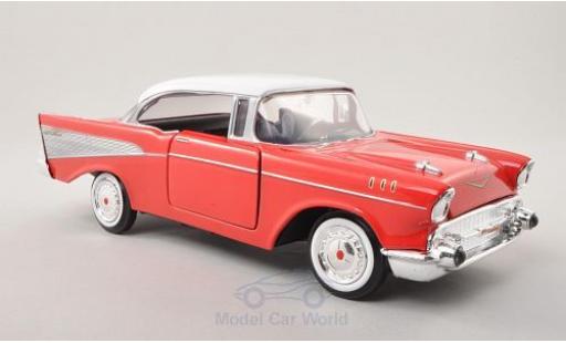 Coche miniatura Chevrolet Bel Air 1957 1/24 Motormax Hardtop rojo/blanco 1957 Chevrolet Bel Air 1957 1/24 Motormax Hardtop rojo/blanco 1957 coche miniatura
