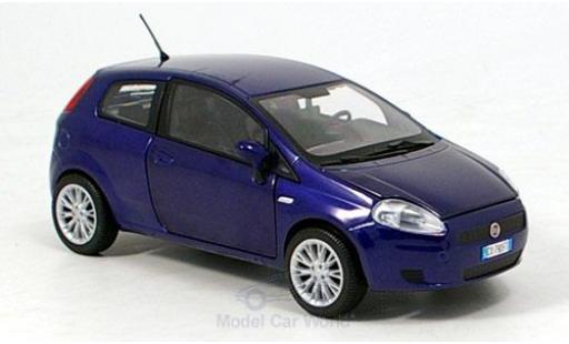 Fiat Grande Punto 1/24 Motormax metalico azul 2007 coche miniatura
