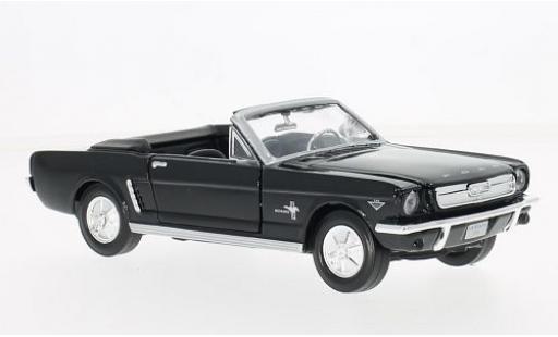 Coche miniatura Ford Mustang 1/24 Motormax Convertible negro 1964 Ford Mustang 1/24 Motormax Convertible negro 1964 coche miniatura