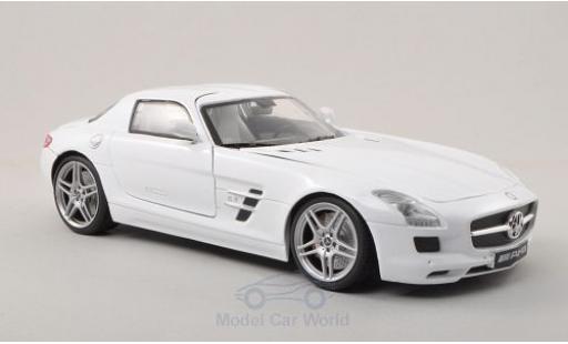 Mercedes SLS 1/18 Motormax AMG (C197) blanco coche miniatura