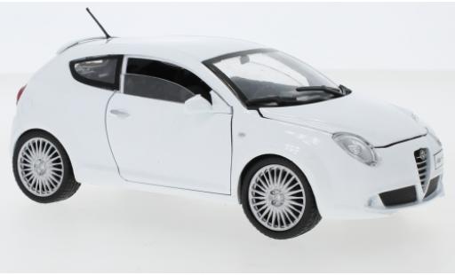 Alfa Romeo Mito 1/24 Motormax MiTo blanche coche miniatura