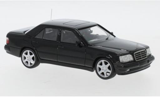 Coche miniatura Mercedes Classe E 1/43 Neo E60 (W124) AMG negro 1995 Mercedes Classe E 1/43 Neo E60 (W124) AMG negro 1995 coche miniatura