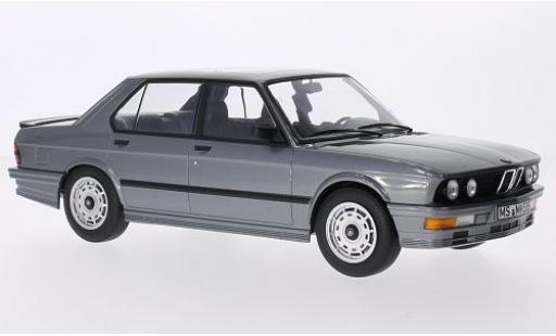 Coche miniatura Bmw M5 1/18 Norev 35i (E28) metalico gris 1986 Bmw M5 1/18 Norev 35i (E28) metalico gris 1986 coche miniatura