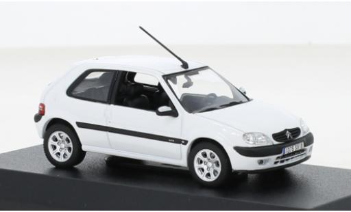Coche miniatura Citroen Saxo 1/43 Norev VTS blanco 2000 Citroen Saxo 1/43 Norev VTS blanco 2000 coche miniatura