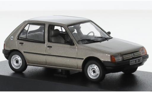 Peugeot 205 1/43 Norev GL metallise brun clair 1988 coche miniatura