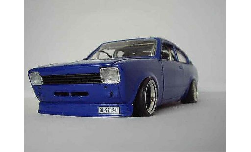 Opel Kadett C coupe 1/18 Minichamps sr 1976 azul coche miniatura
