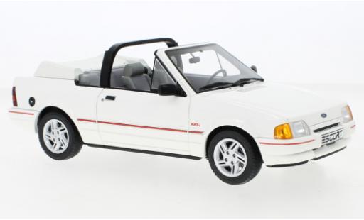 Coche miniatura Ford Escort 1/18 Ottomobile MK IV XR3i cabriolet blanche 1986 Ford Escort 1/18 Ottomobile MK IV XR3i cabriolet blanche 1986 coche miniatura