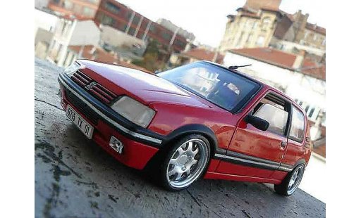 Peugeot 205 GTI 1/18 Solido 1.9 Rouge Vallelunga rojo vallelunga jantes pts coche miniatura