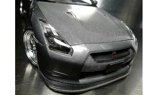 Nissan Skyline R35 1/18 Autoart carbone coche miniatura