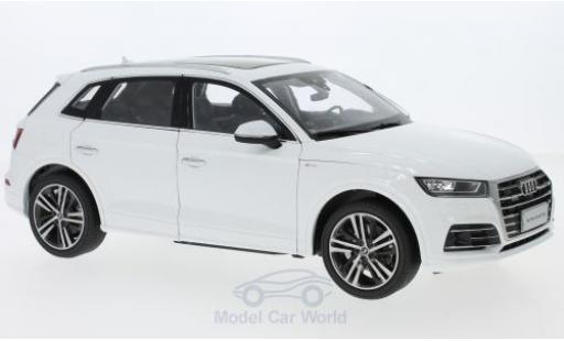 Audi Q5 1/18 Paudi L blanco 2018 coche miniatura
