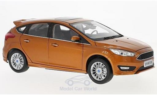 Ford Focus 1/18 Paudi MK III metalico naranja 2015 coche miniatura