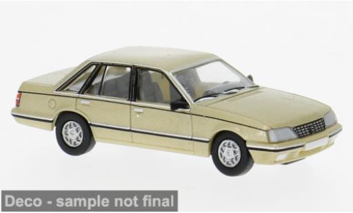 Coche miniatura Opel Senator 1/87 PCX87 A2 beige 1982 1:87 Opel Senator 1/87 PCX87 A2 beige 1982 1:87 coche miniatura