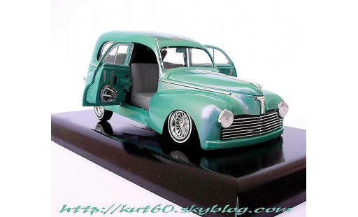 Peugeot 203 Fourgonette 1/18 Solido short delivery lowride coche miniatura